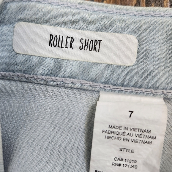 Garage Roller Short *Like New* - Picture 3 of 4